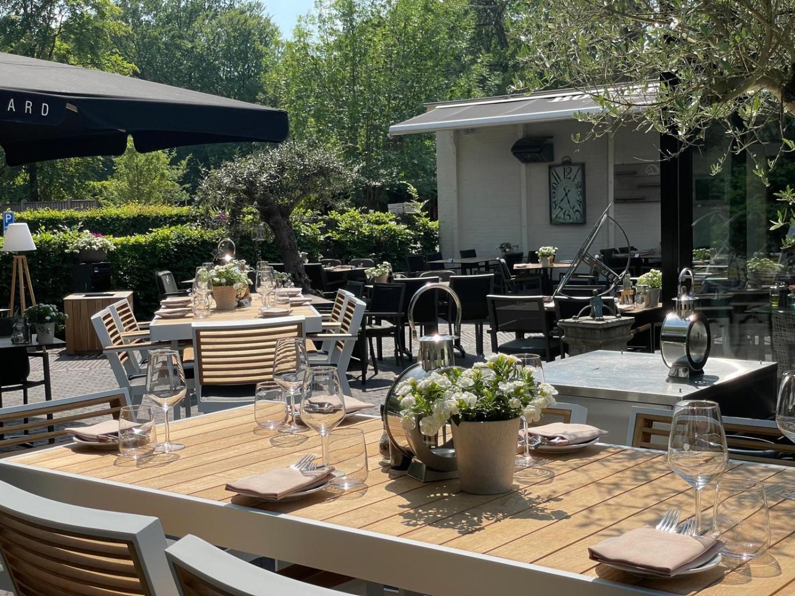 Hotel Restaurant Het Witte Paard Delden Exterior foto